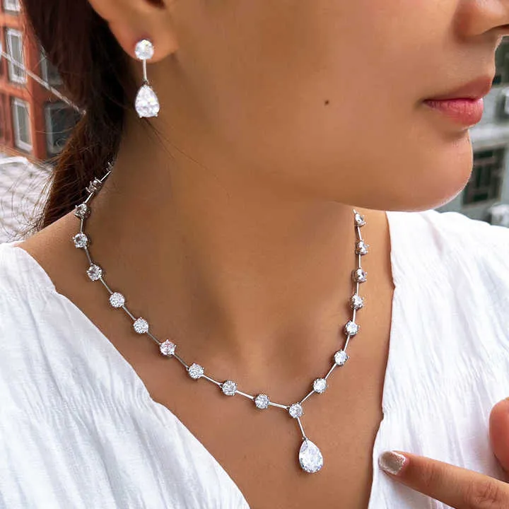 طقم مجوهرات زفاف كبير على شكل قطرة ماءLarge Water Drop Wedding Jewelry Set