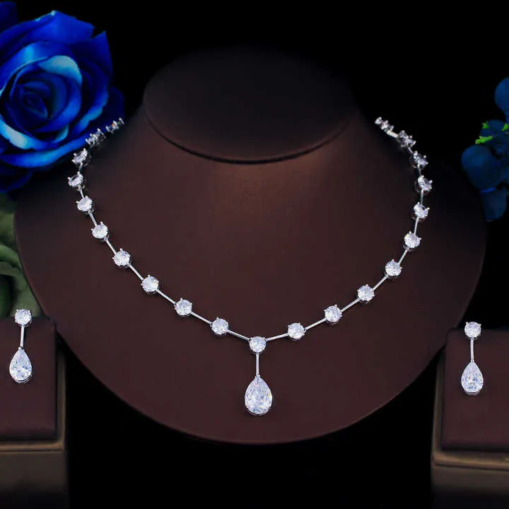 طقم مجوهرات زفاف كبير على شكل قطرة ماءLarge Water Drop Wedding Jewelry Set