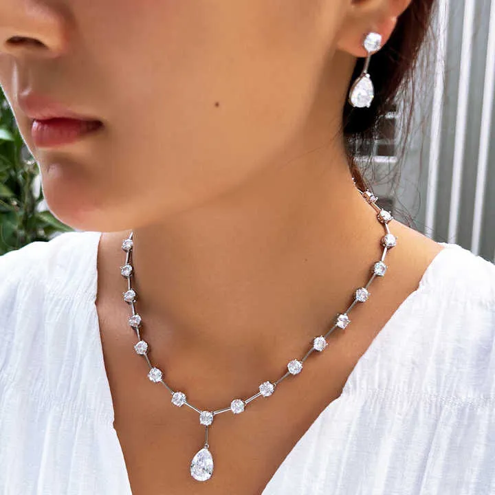 طقم مجوهرات زفاف كبير على شكل قطرة ماءLarge Water Drop Wedding Jewelry Set