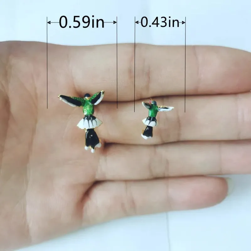 Delicate Nature-Inspired Hummingbird Design Earrings