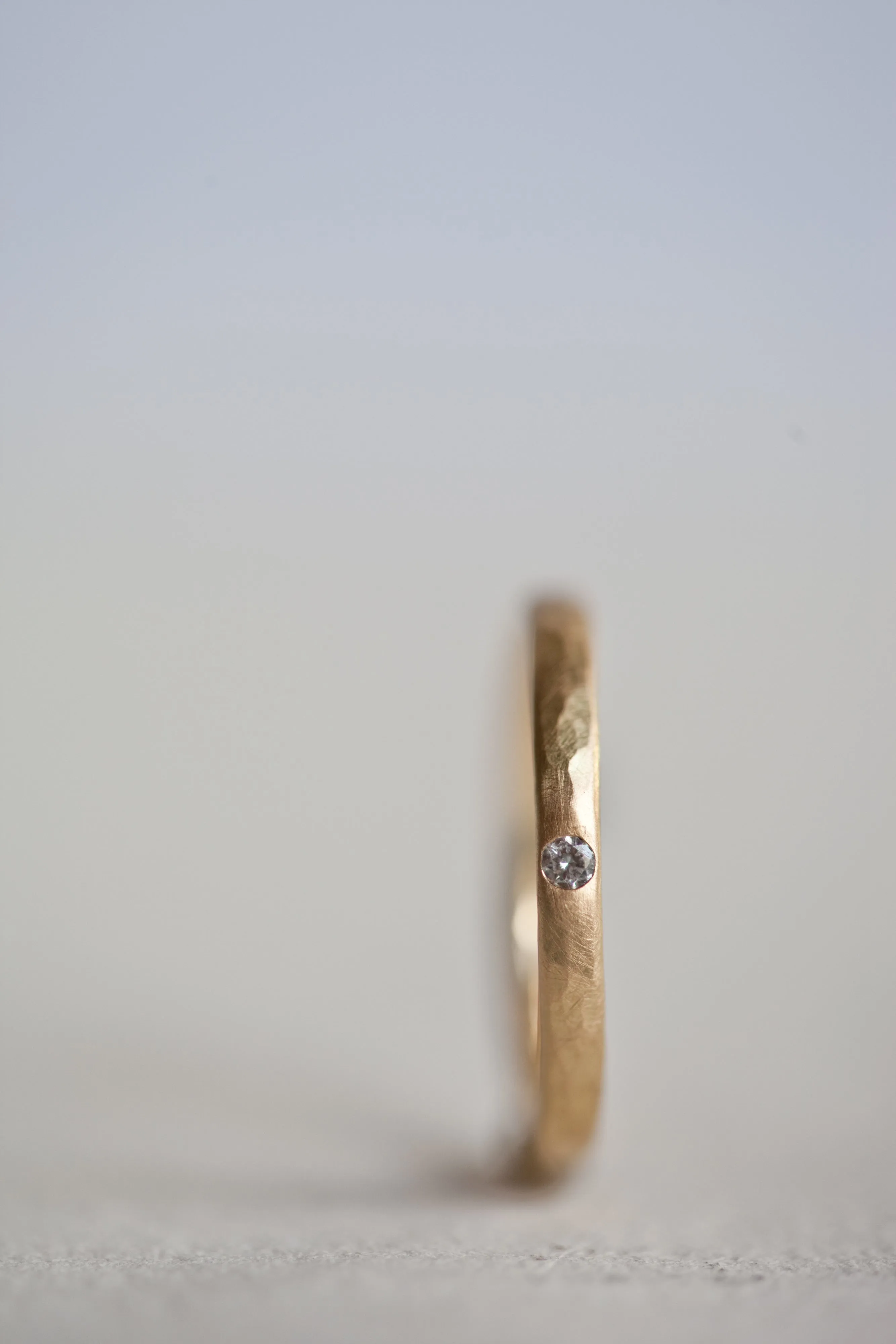 Elegant Brillant Gold Ring