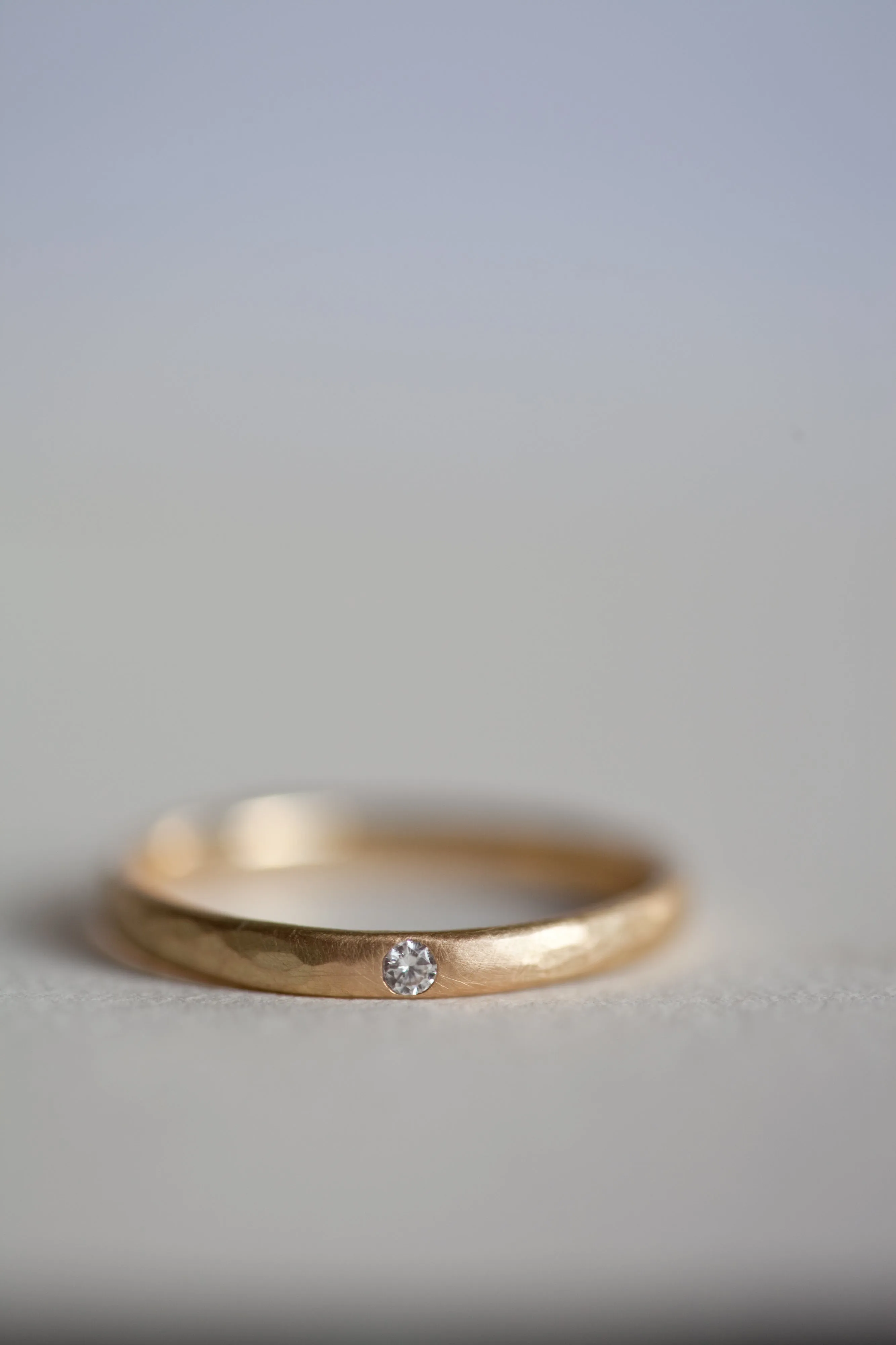 Elegant Brillant Gold Ring